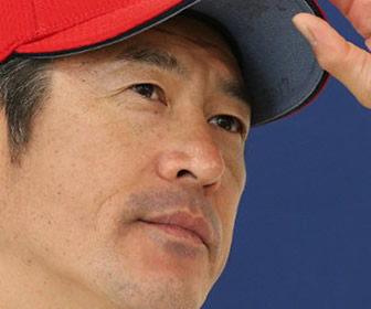 妻・詩織さんが明かす「石井琢朗が広島からヤクルトに移籍した理由」