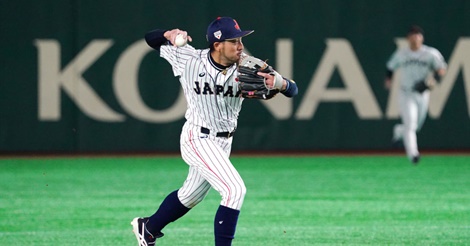 菊池涼介、ロサンゼルスで前田健太とツーショット!ファンから声援…