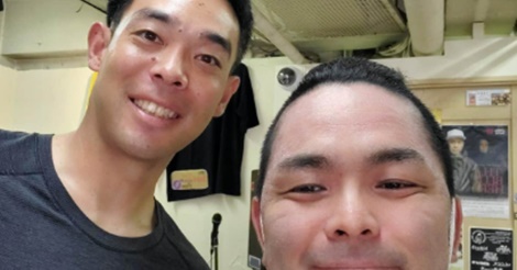 秋山は「カット３年無料」→本人来店、広島の理髪店主が感激した理由