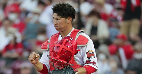 坂倉将吾、増額とともに捕手一本に強い覚悟で／どうなる！？契約更改