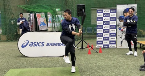 誠也が丸の打撃を再現し、大盛り上がり！約２年ぶりにイベントで共演