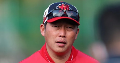 新井監督が公開した元フジテレビアナとの貴重ショットにネット騒然！