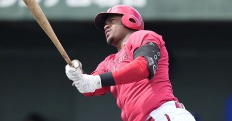 開幕直前…『大当たり』助っ人は果たして?不気味な26歳の存在感!