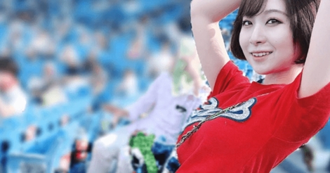 人気モデル、野球女子モード！観客席ショットにカープファンメロメロ