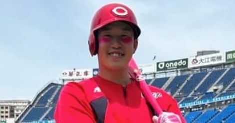 「母の日のオールピンク」小園、母の日仕様のバッティング道具を公開